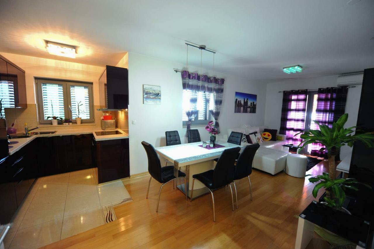 Apartment Vedran Podstrana Exterior photo